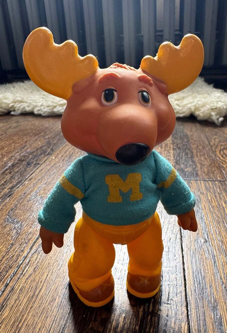 VINTAGE 1984 The Get Along Gang Montgomery Moose 6" Poseable Figure TOMY